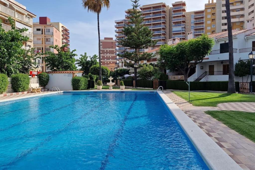 Bungalow Con Jardin Y Piscina Cerca De La Playa Oropesa del Mar Bagian luar foto
